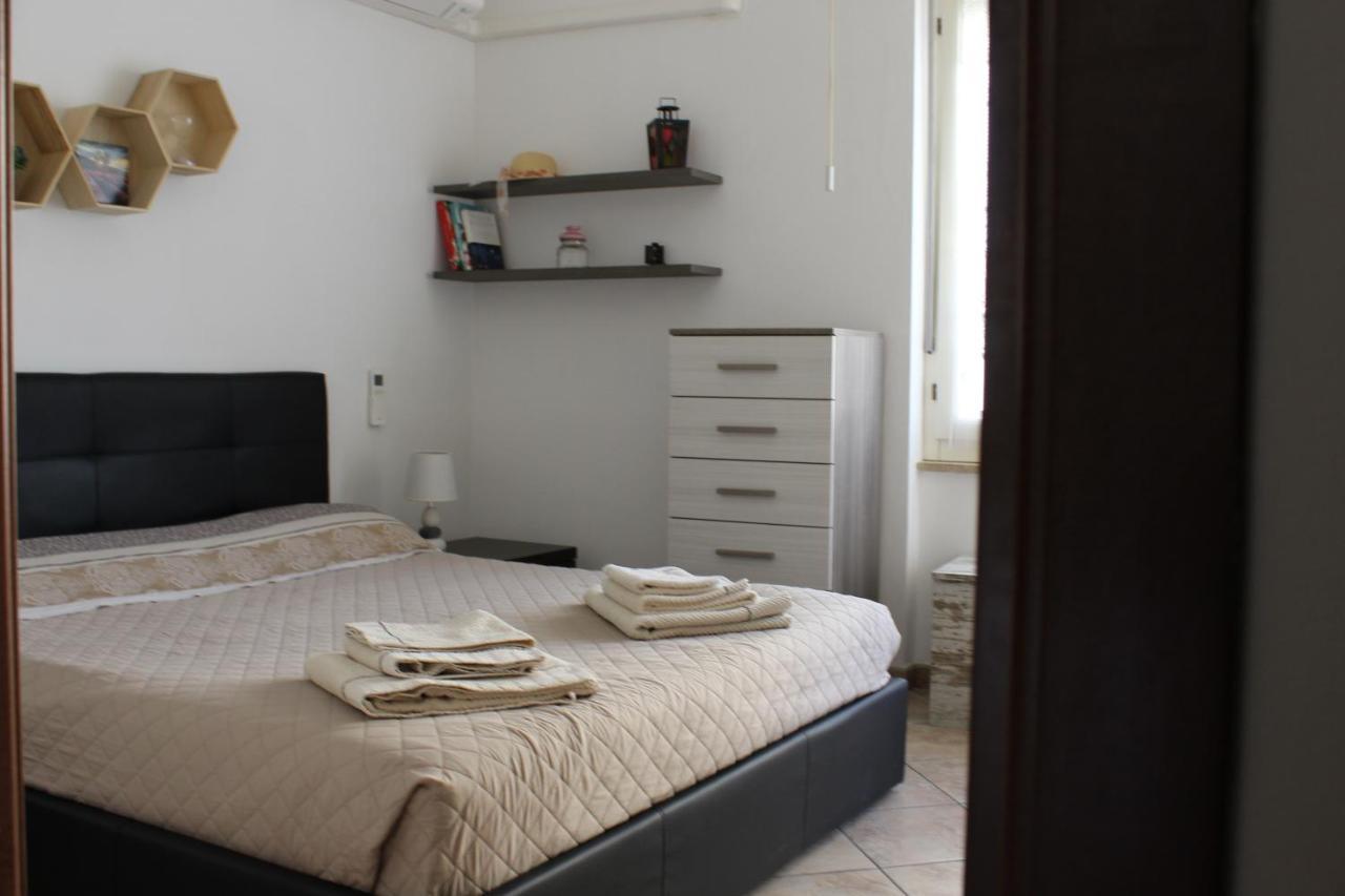 Lovely Sardinia Apartment Porto Torres Zewnętrze zdjęcie
